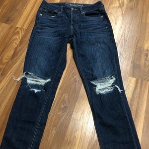 American Eagle tomgirl jeans